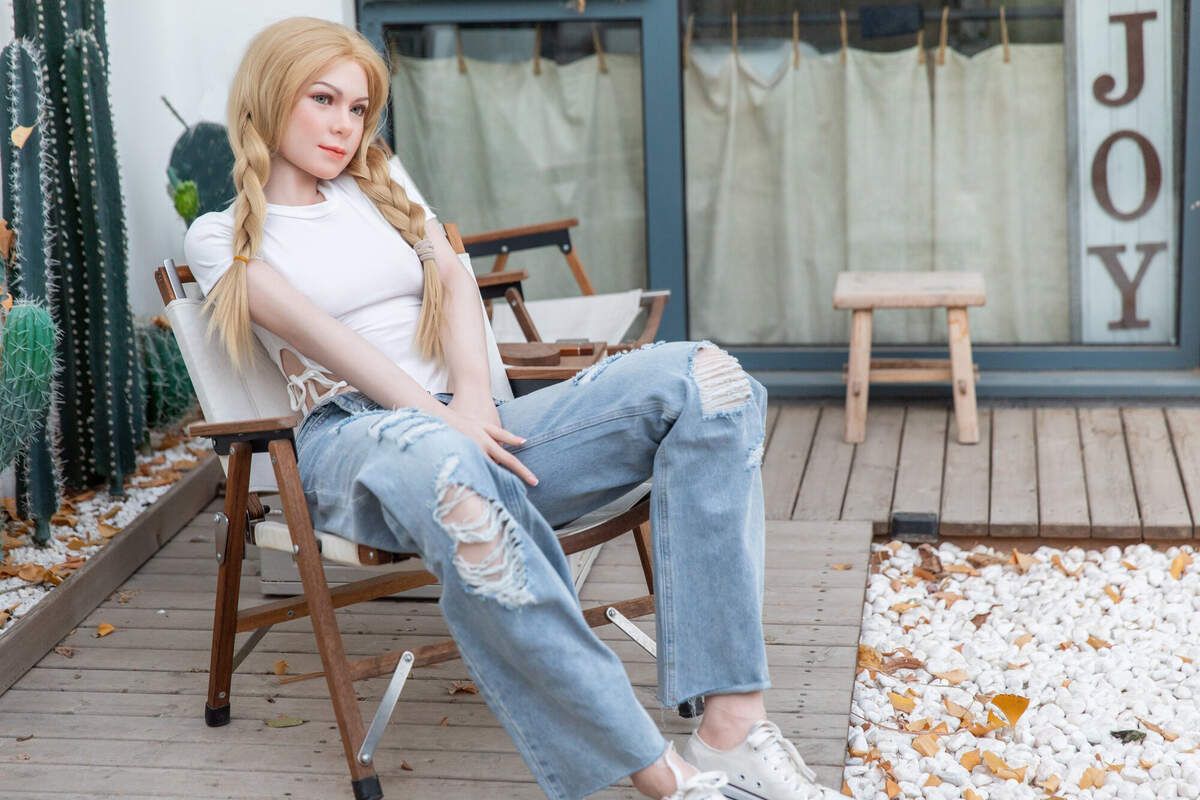 Picture of Starpery 171cm/5ft7 A-cup Silicone Head Sex Doll – Imogen