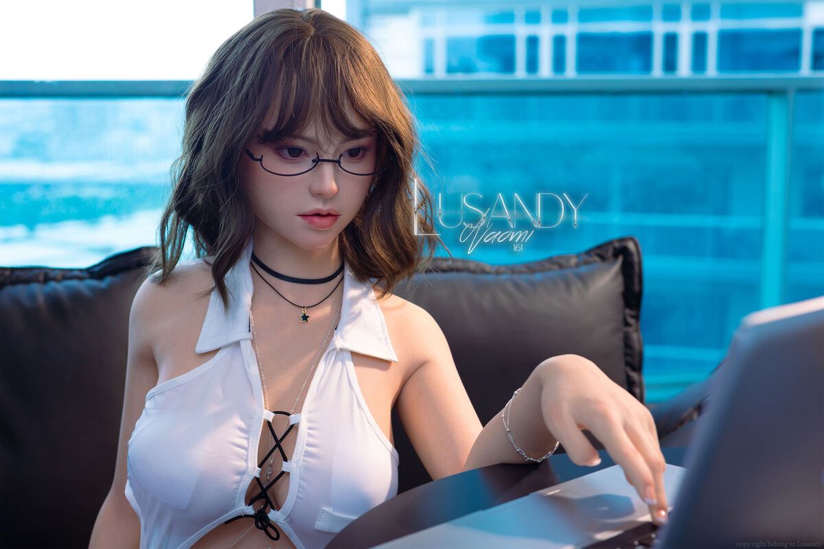 Picture of Lusandy full size love doll Naomi 161 natural skin