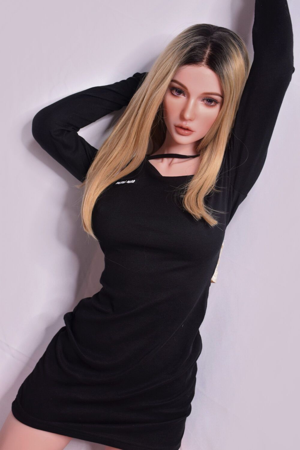 Picture of 165cm/5ft5 Silicone Sex Doll – Ivanka Ricci