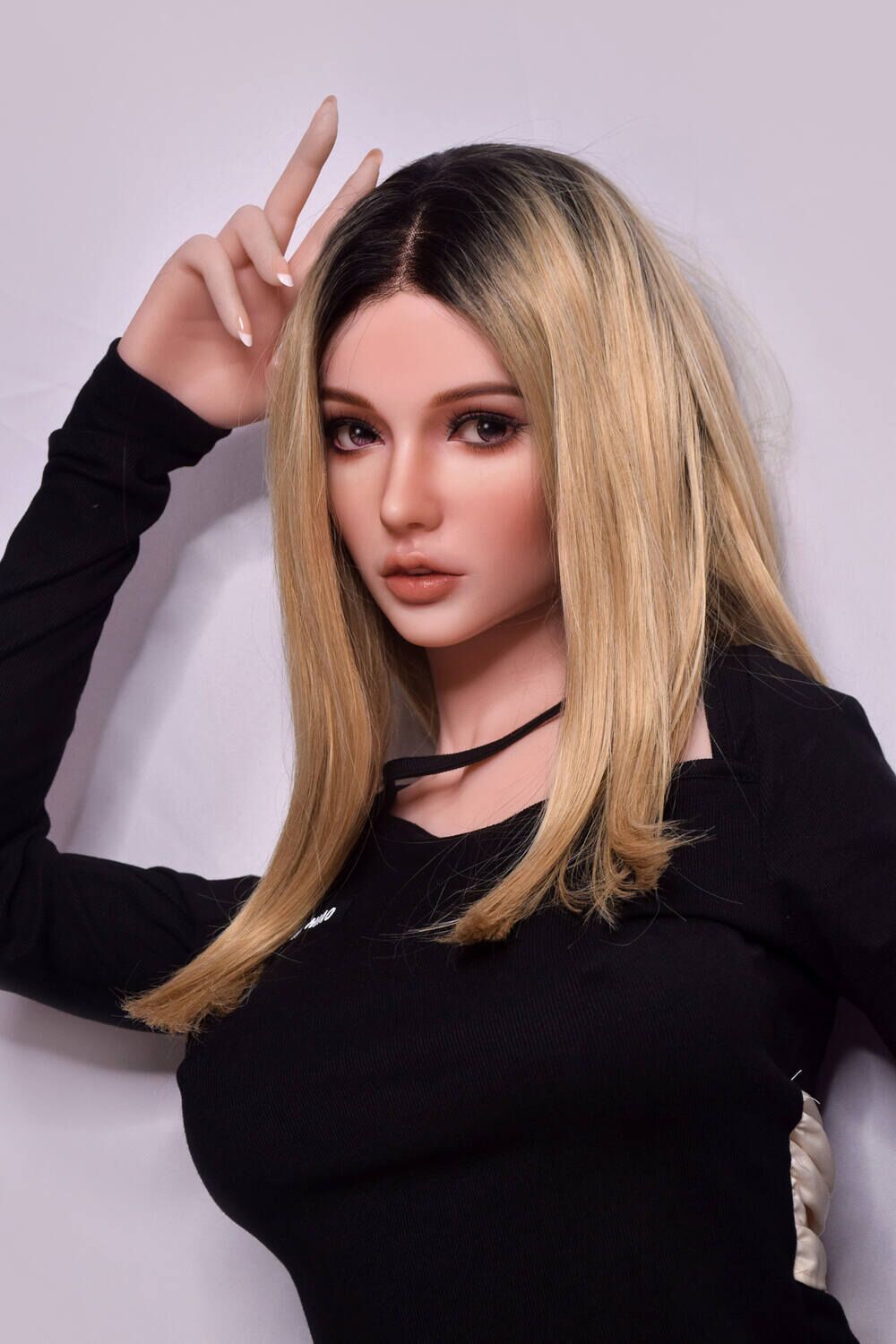 Picture of 165cm/5ft5 Silicone Sex Doll – Ivanka Ricci