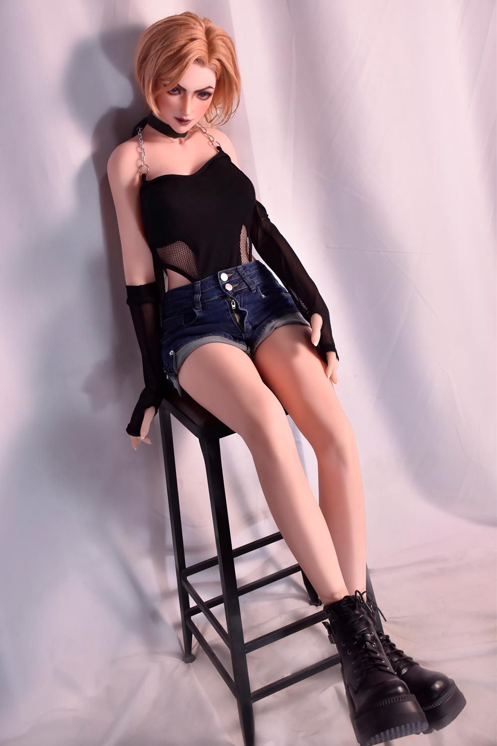 Picture of 165cm/5ft5 Silicone Sex Doll – Rosalyn Clark