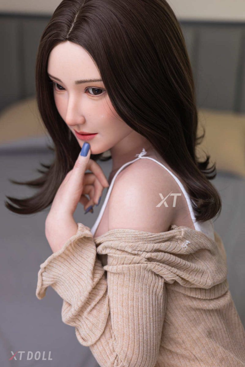 Picture of 164cm/5ft5 C-cup Silicone Sex Doll – Charlie