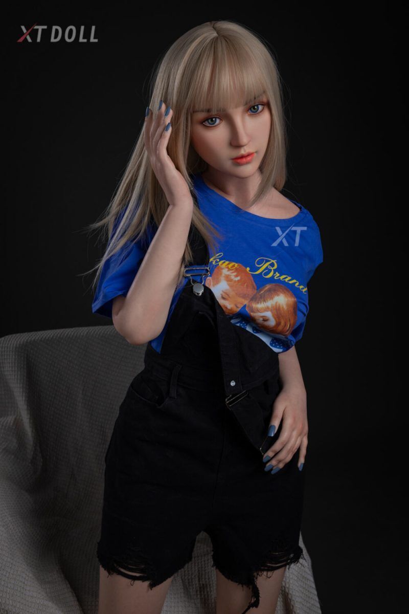 Picture of 164cm/5ft5 C-cup Silicone Sex Doll – Lisa