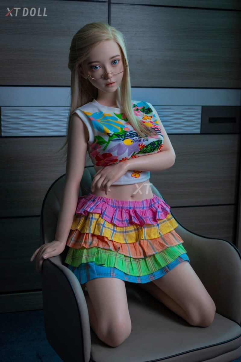 Picture of 157cm/5ft2 D-cup Silicone Sex Doll – Lin