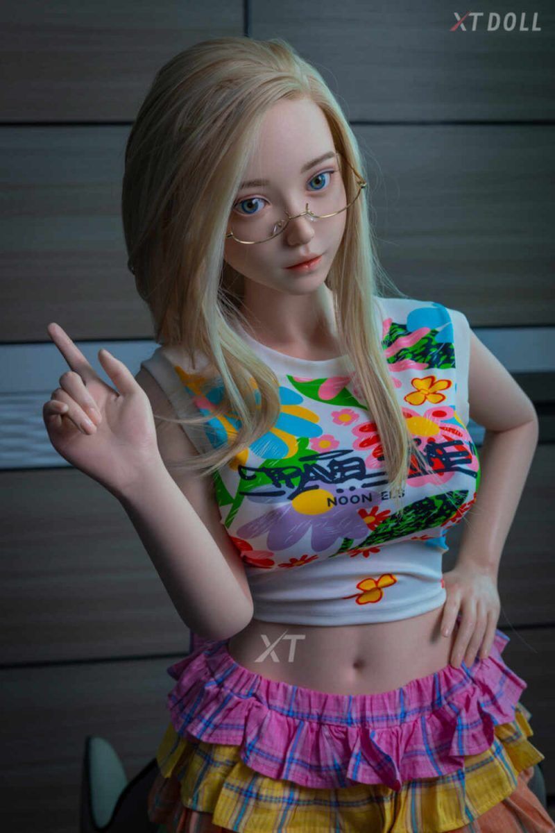 Picture of 157cm/5ft2 D-cup Silicone Sex Doll – Lin