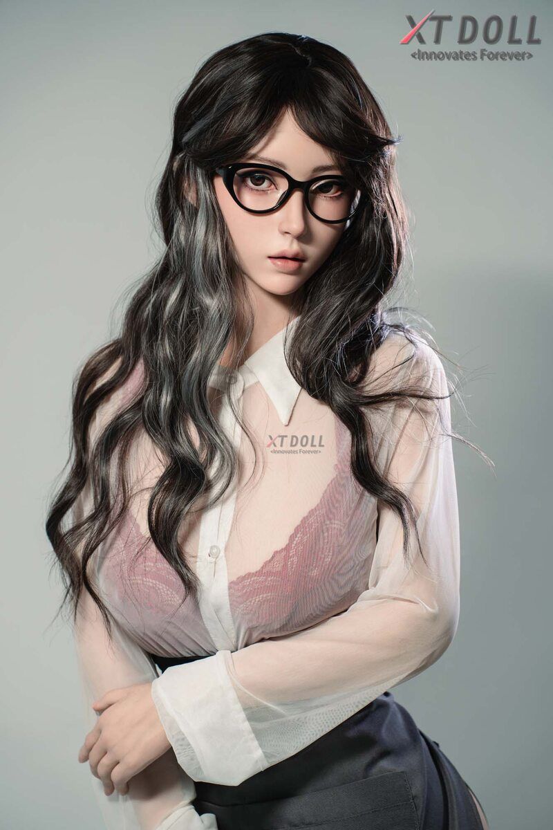 Picture of 165cm/5ft5 E-cup Silicone Sex Doll – Lucy