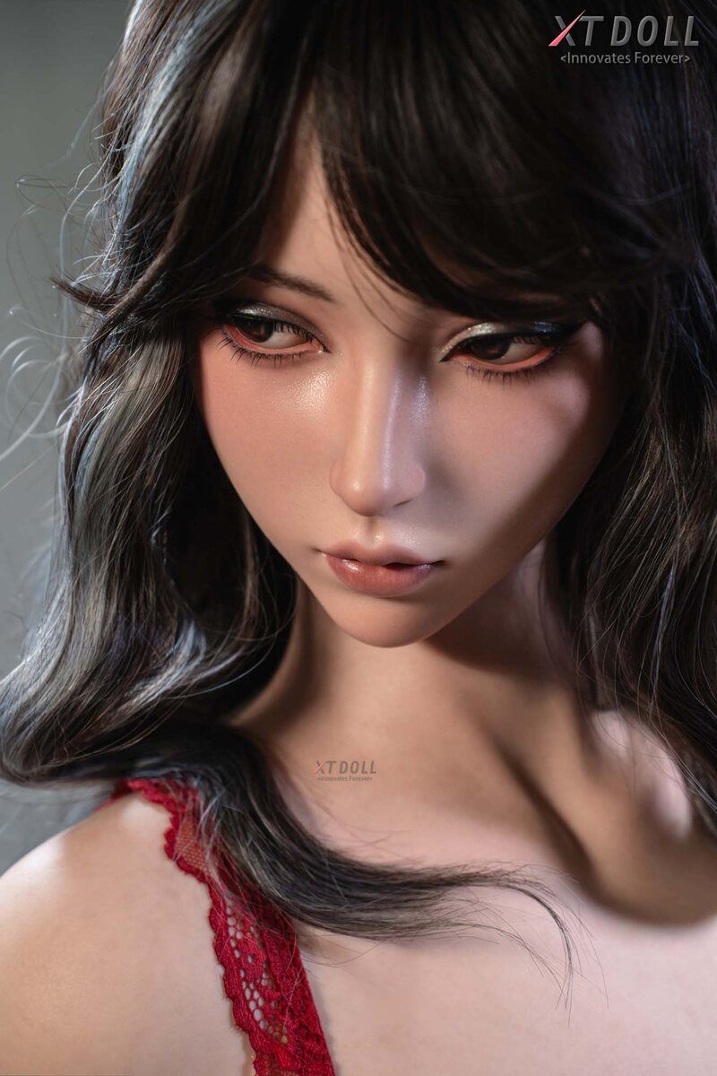 Picture of 165cm/5ft5 E-cup Silicone Sex Doll – Lucy