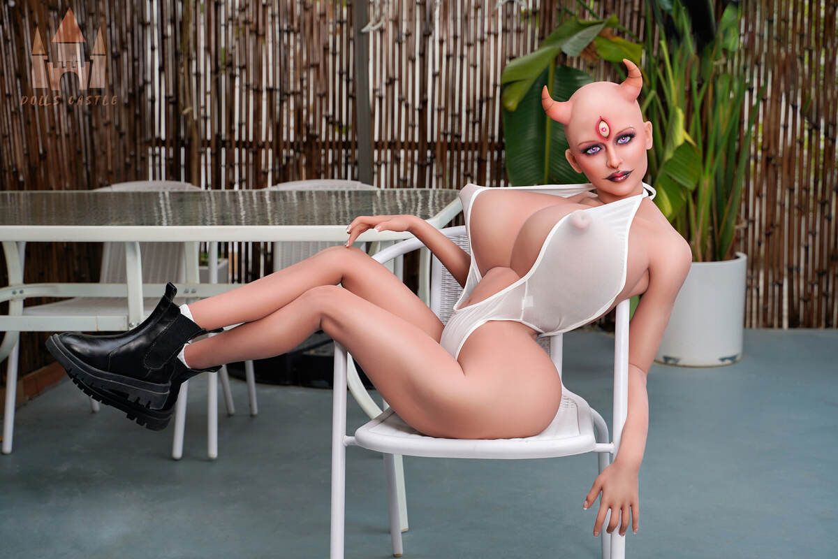 Picture of 165cm/5ft5 V-cup TPE Sex Doll – Eugenia