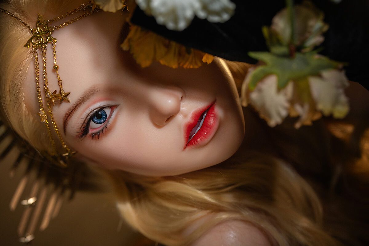 Picture of 164cm/5ft5 D-cup Silicone Sex Doll – Sid Wild