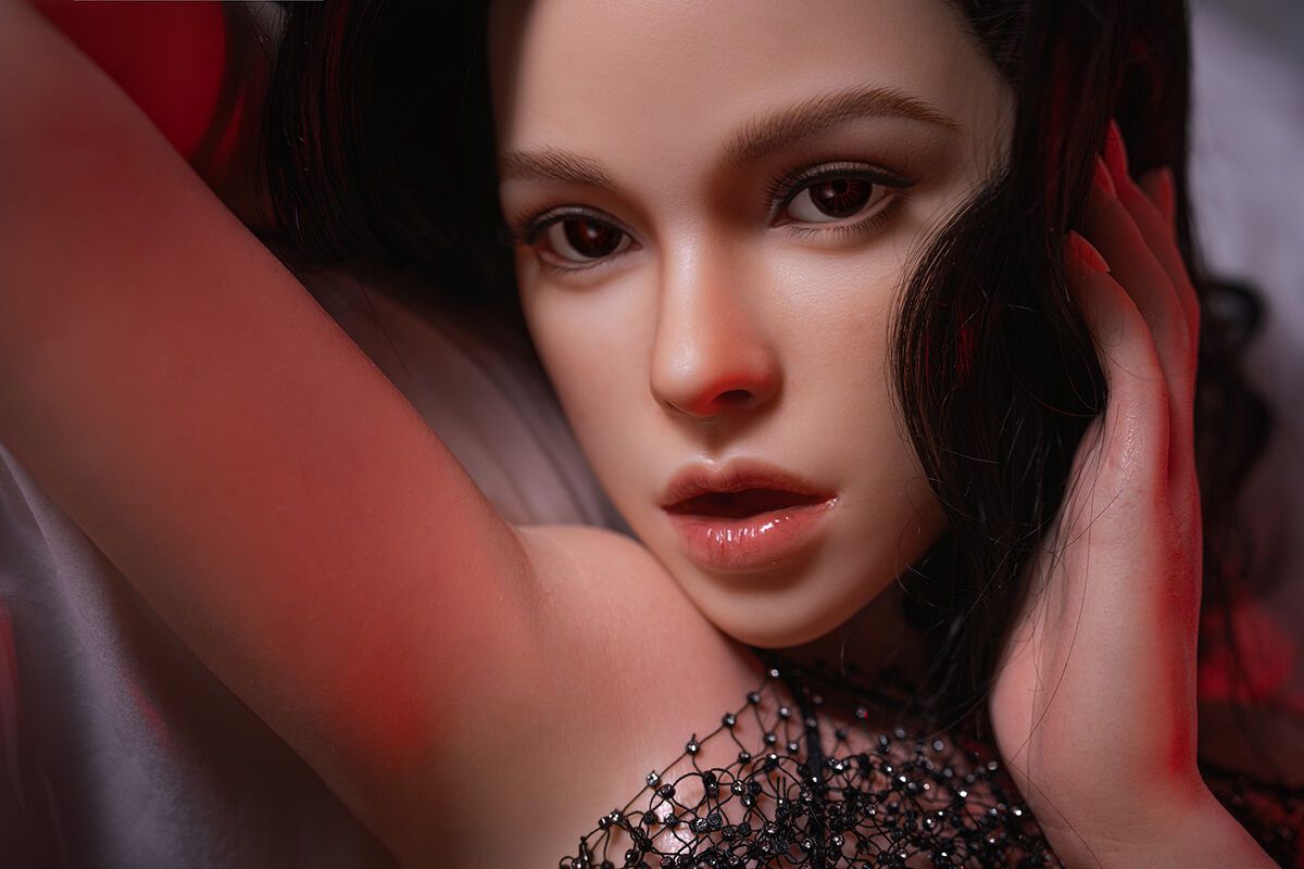 Picture of 164cm/5ft5 D-cup Silicone Sex Doll – Andy Franklin