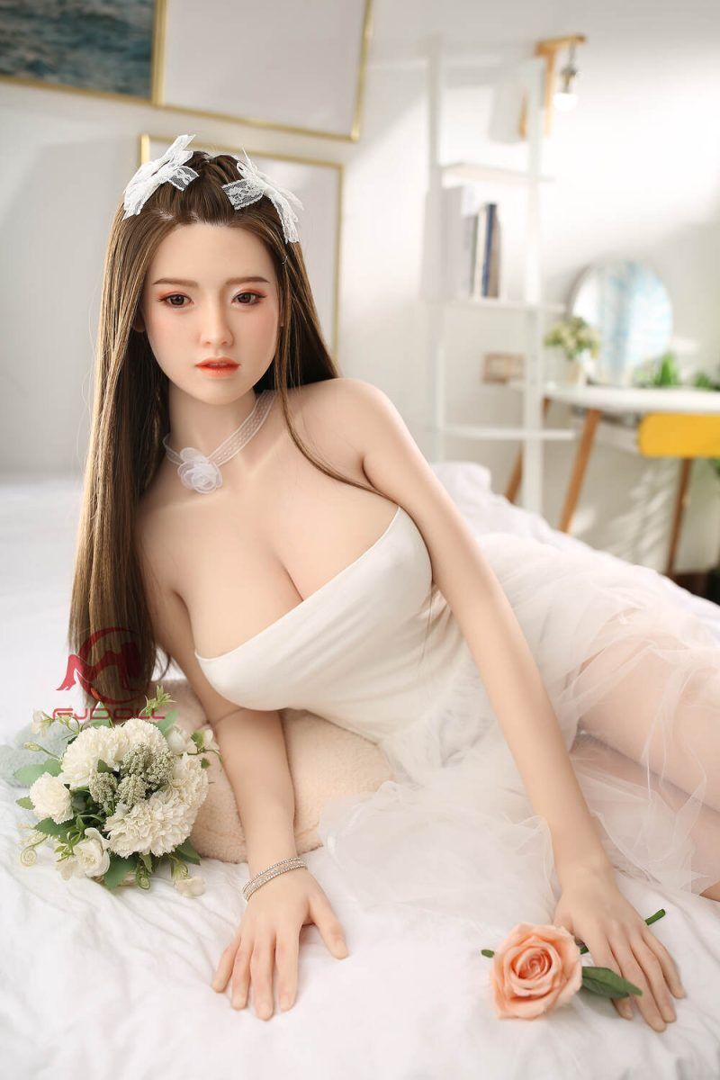 Picture of 168cm/5ft6 E-cup Silicone Sex Doll – Rita