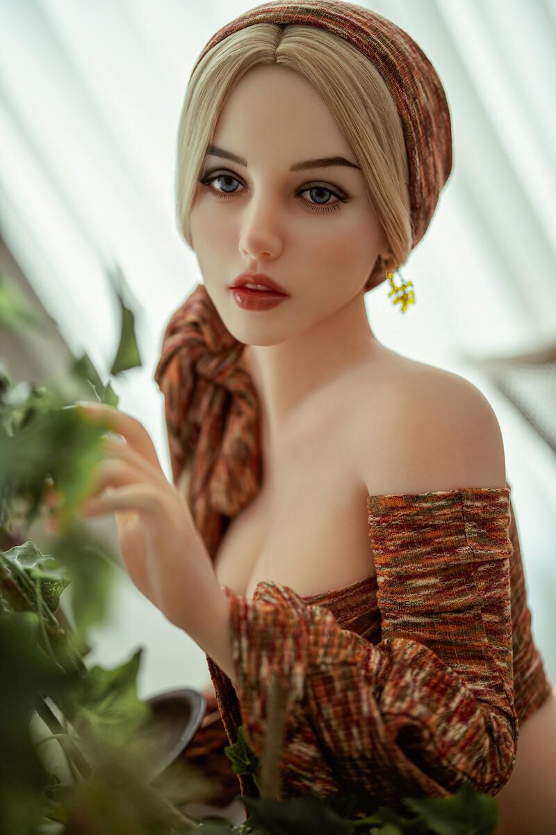 Picture of Sy doll Head #319 152cm/4ft12 C-cup TPE Sex Doll