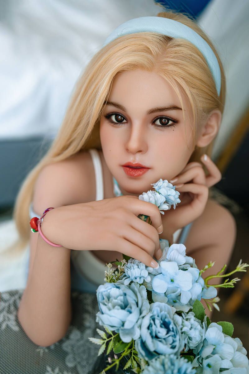 Picture of Sy Doll 148cm/4ft10 C-cup Silicone Head Sex Doll – Vornica