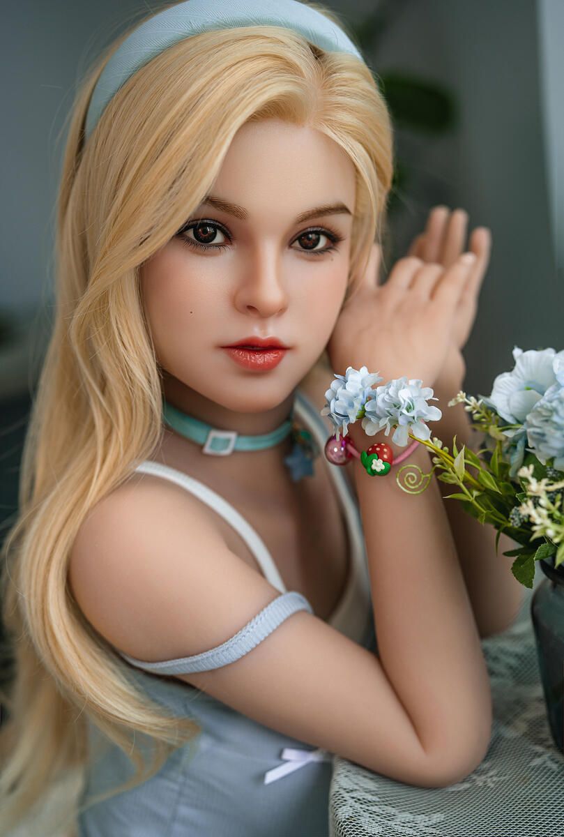 Picture of Sy Doll 148cm/4ft10 C-cup Silicone Head Sex Doll – Vornica