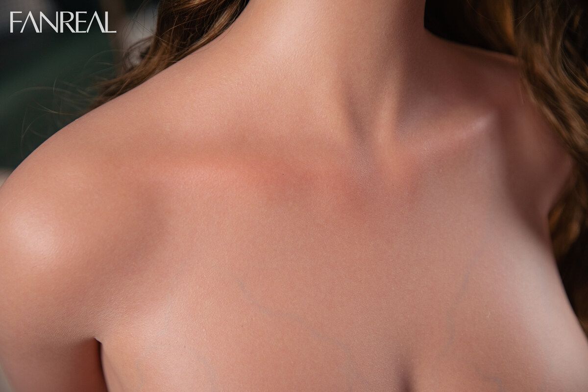 Picture of FanReal Doll T109cm/3ft7 G-cup Silicone Sex Doll Torso – Della [In Stock | US Only]