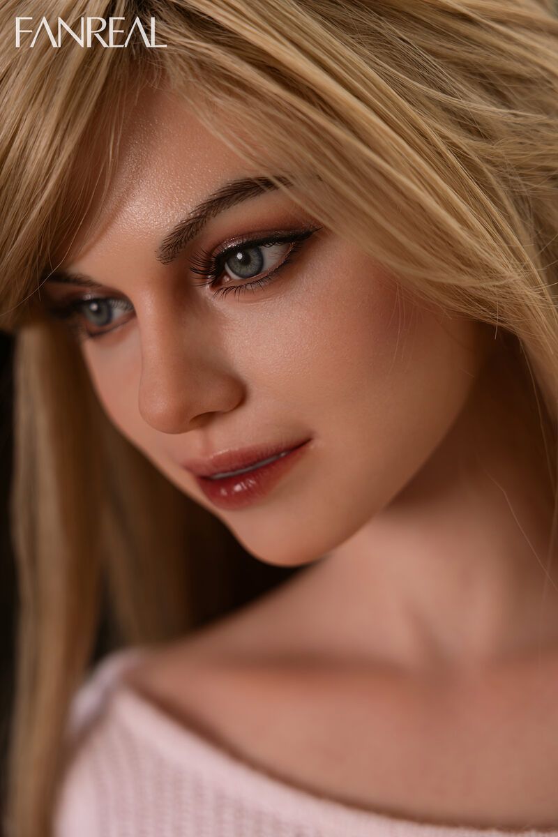 Picture of FanReal Doll 155cm/5ft1 F-cup Silicone Sex Doll – Maria [In Stock | US Only]