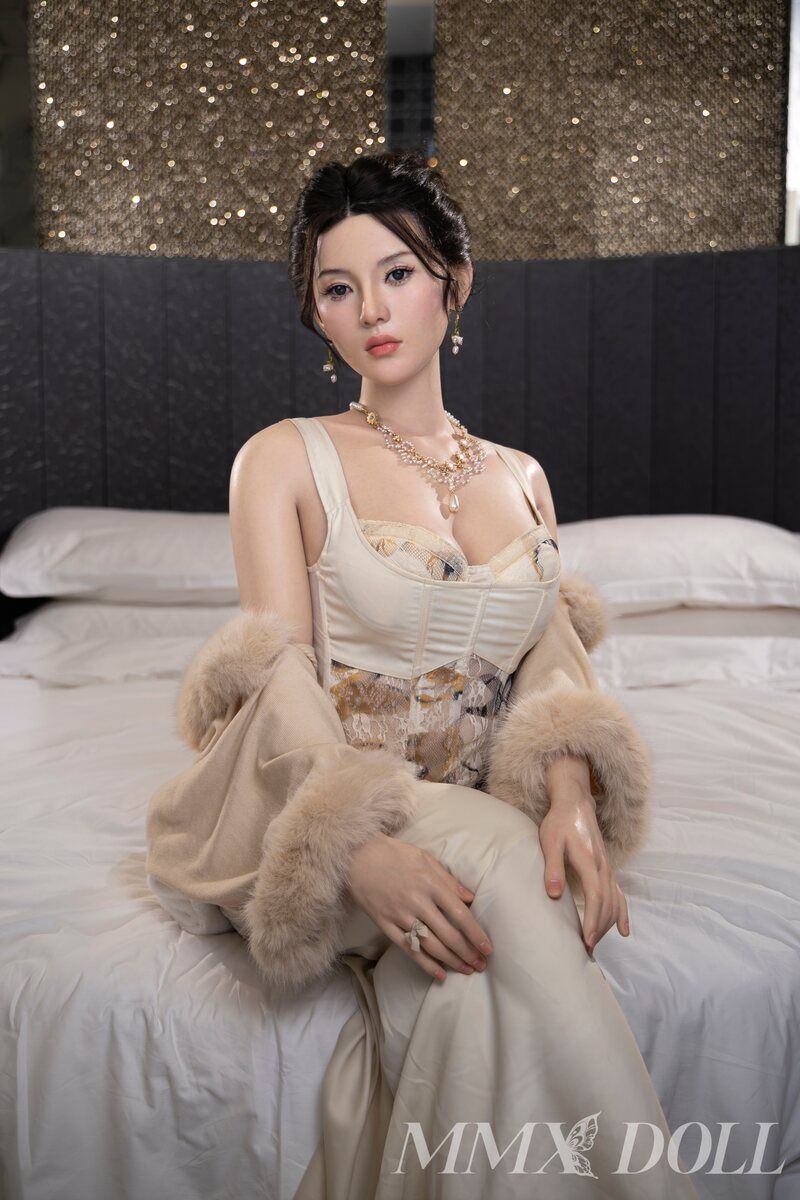 Picture of MMX Doll 165cm/5ft5 F-cup Silicone Sex Doll – MeYu