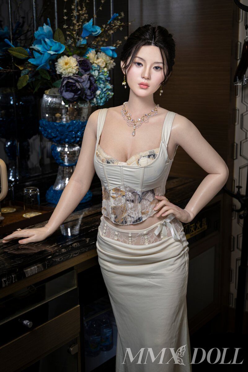 Picture of MMX Doll 165cm/5ft5 F-cup Silicone Sex Doll – MeYu