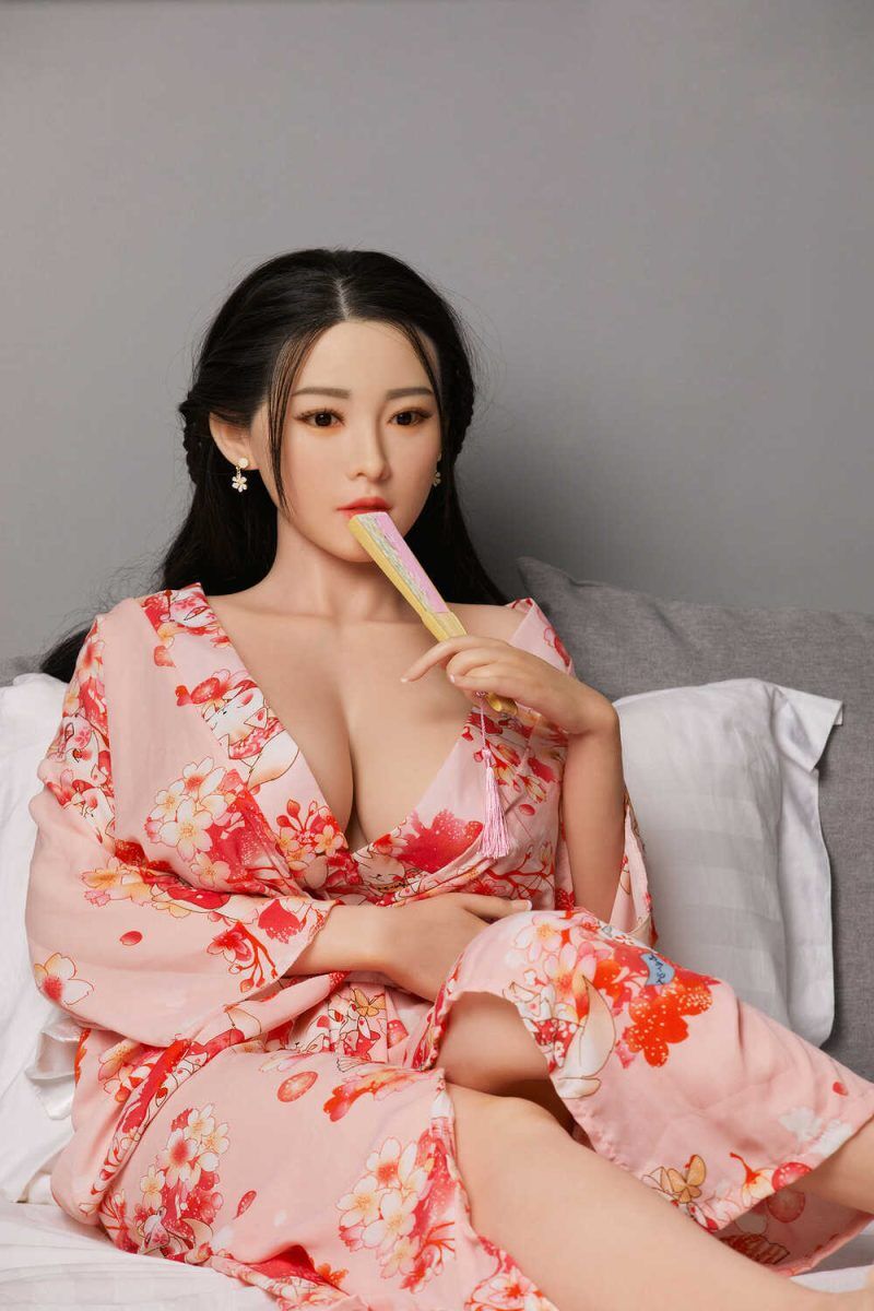 Picture of CST Sex Doll 165cm/5ft5 H-cup Silicone Sex Doll – Collins