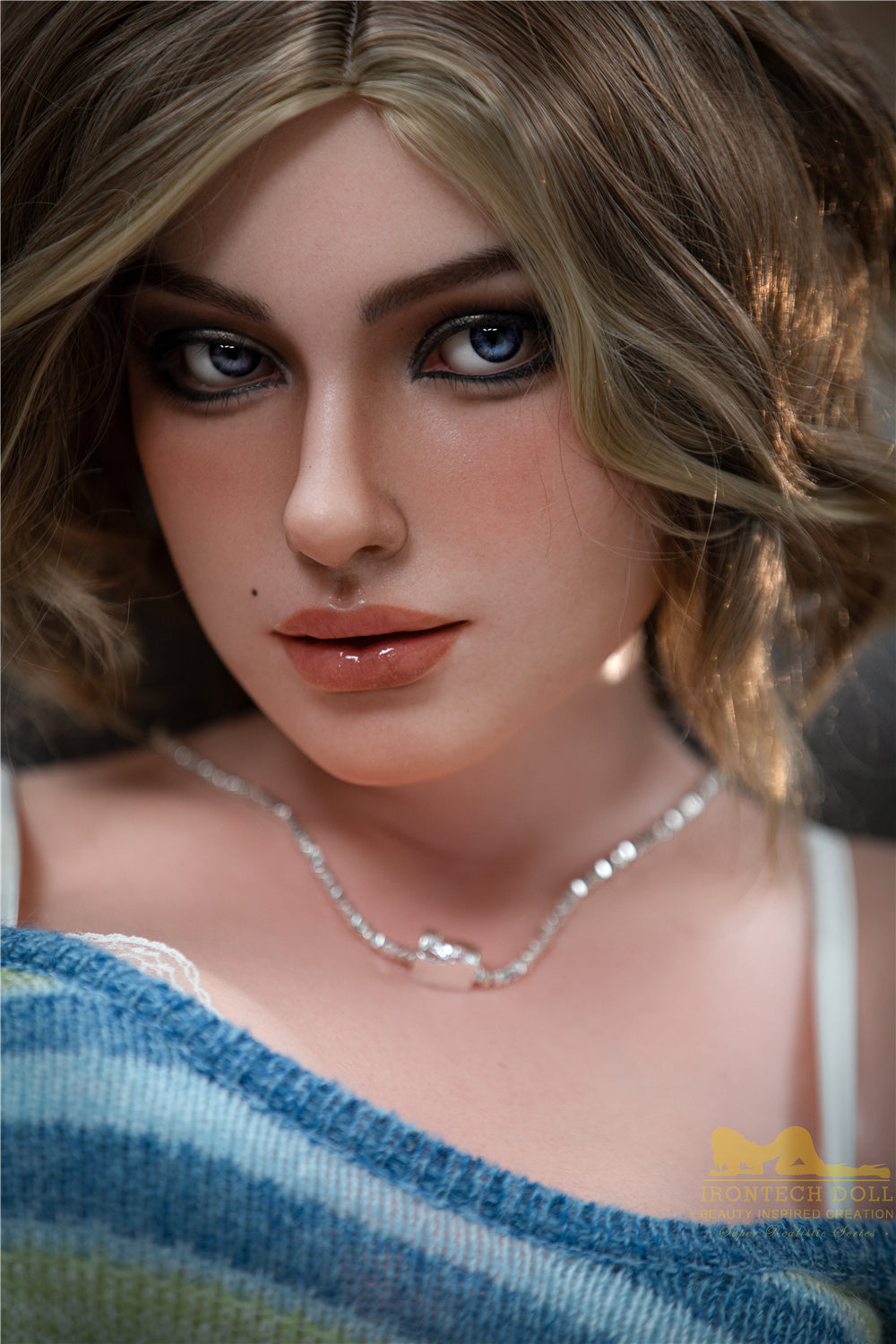 Picture of Irontech Silicone Sex Doll Luna S17(ROS Available): White Sex Doll (Full Silicone)