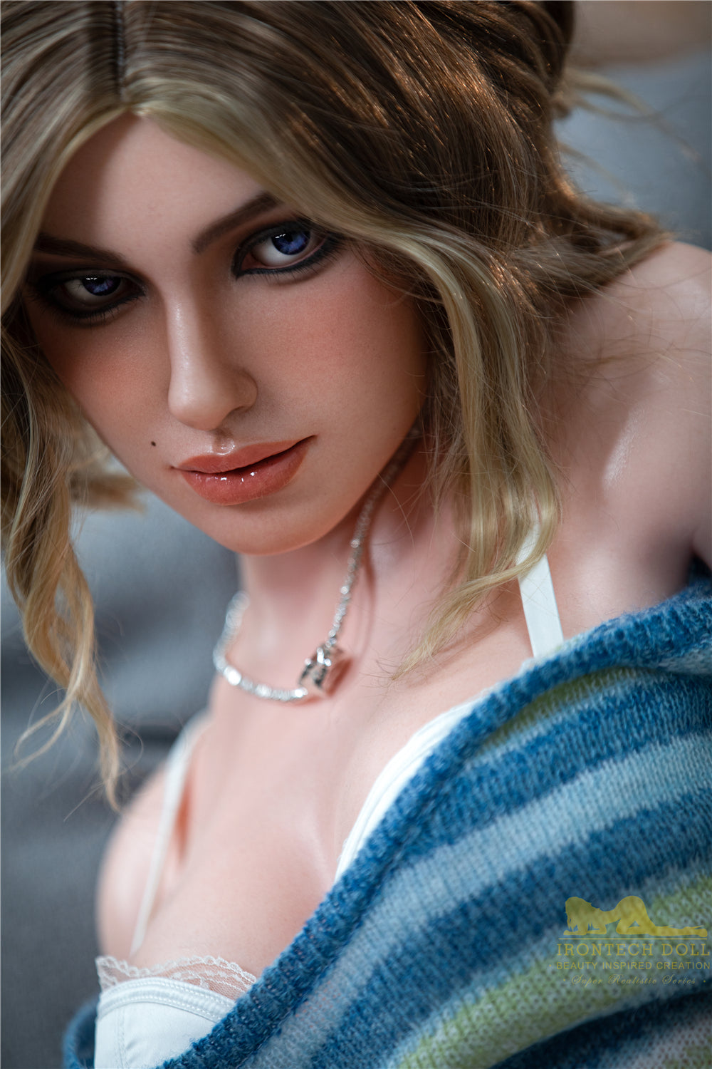 Picture of Irontech Silicone Sex Doll Luna S17(ROS Available): White Sex Doll (Full Silicone)