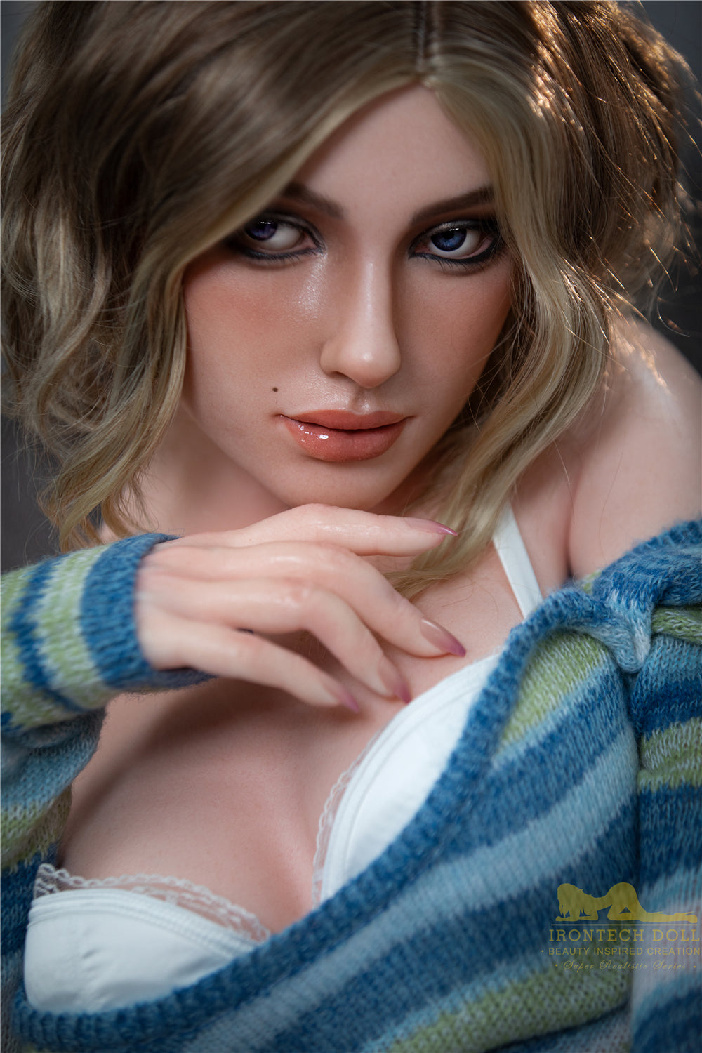 Picture of Irontech Silicone Sex Doll Luna S17(ROS Available): White Sex Doll (Full Silicone)