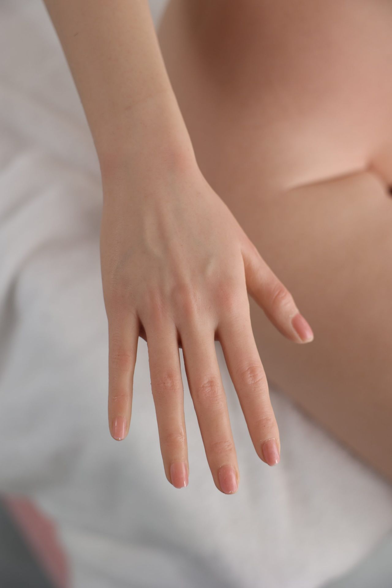 Picture of Normon Doll 170CM/5ft6 C Cup Super Realistic Skin Silcione Sex Doll Tori Bush