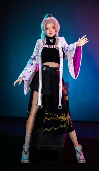 Show details for Shangguan Wan'er - Honor of Kings Heroic Girl Full Silicone Sex Doll - 165cm/5ft5 Picture of Shangguan Wan'er - Honor of Kings Heroic Girl Full Silicone Sex Doll - 165cm/5ft5