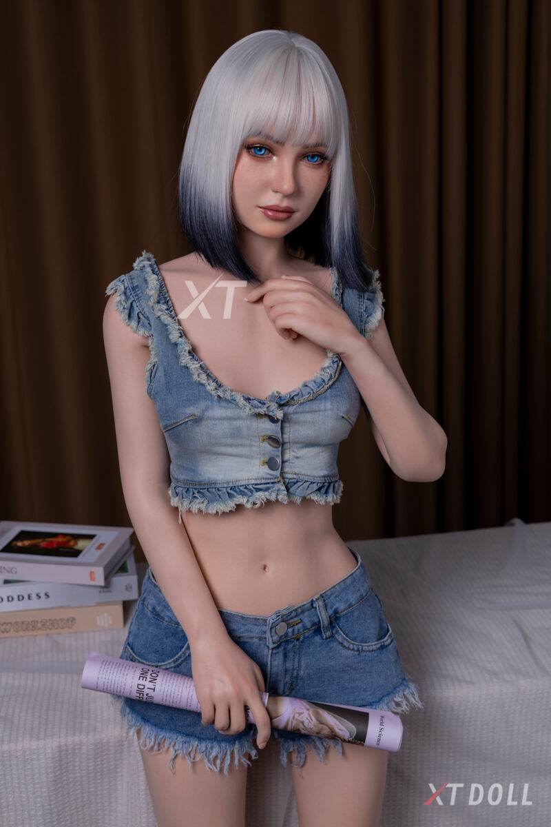 Picture of XT Doll 161cm/5ft3 B-cup Silicone Sex Doll – Natalie