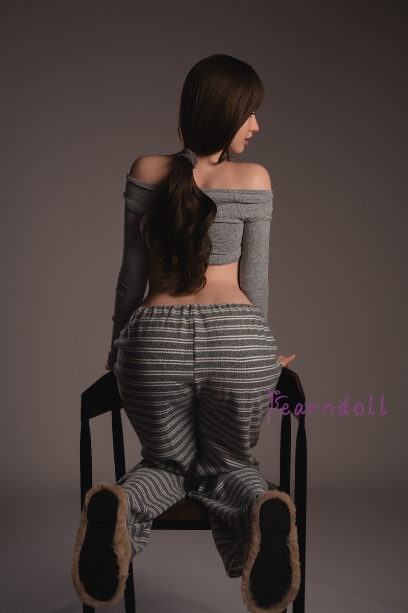 Picture of Yearndoll 170cm/5ft7 D-cup Silicone Sex Doll – Xiumi (Real Skin Texture Version)