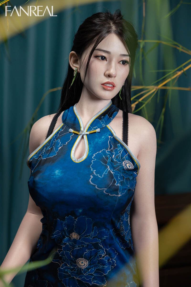 Picture of FanReal Silicone Sex Doll 170cm/5ft7 G-cup Silicone Sex Doll – Fei