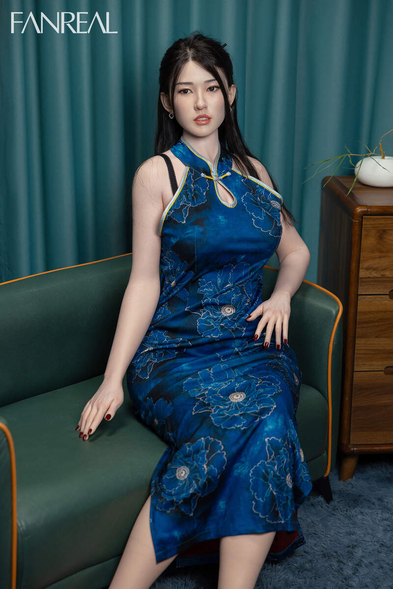 Picture of 170cm/5ft7 G-cup Silicone Sex Doll – Fei