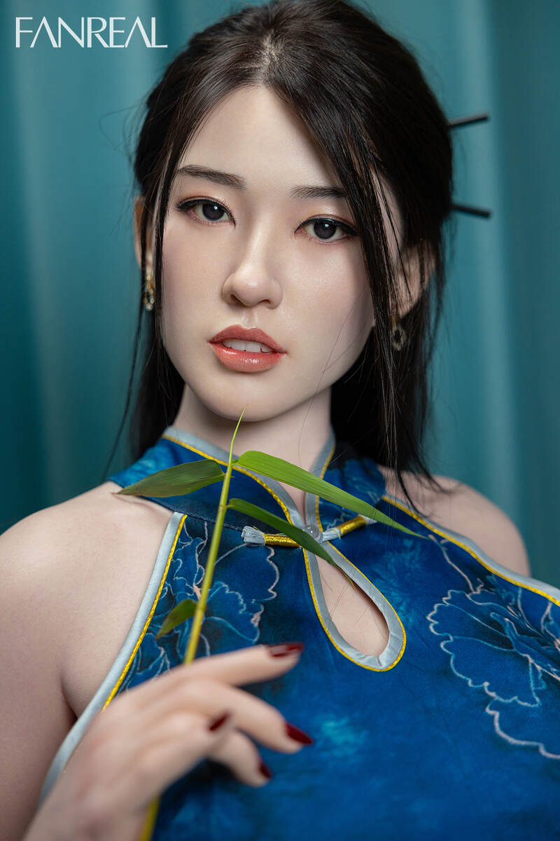 Picture of FanReal Silicone Sex Doll 170cm/5ft7 G-cup Silicone Sex Doll – Fei