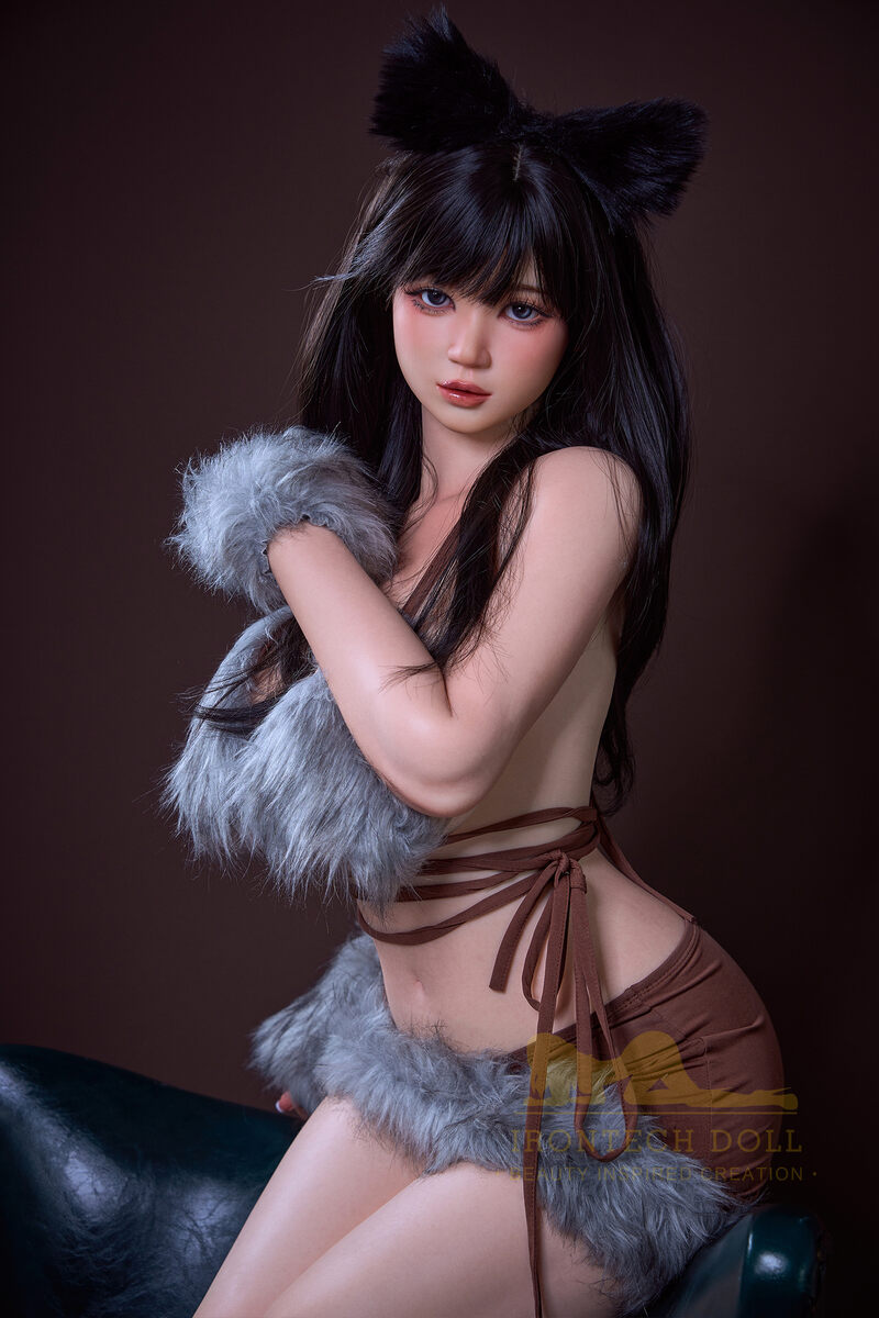 Picture of 165Tcm/5ft5 F-cup Silicone Sex Doll – Nia [In Stock | US Only]