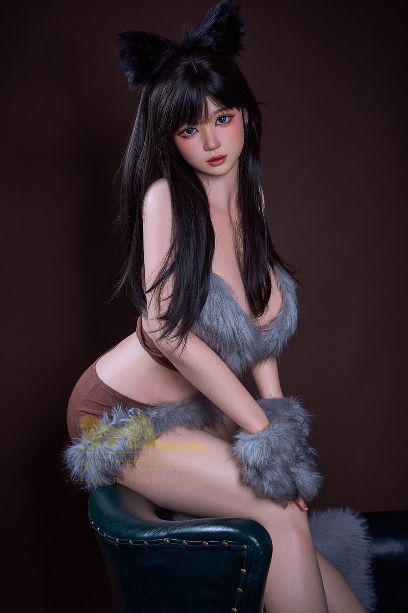 Picture of 165Tcm/5ft5 F-cup Silicone Sex Doll – Nia [In Stock | US Only]