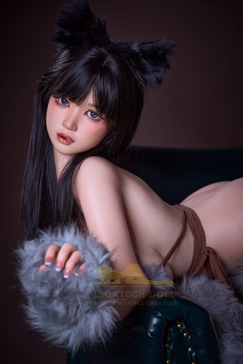 Picture of 165Tcm/5ft5 F-cup Silicone Sex Doll – Nia [In Stock | US Only]
