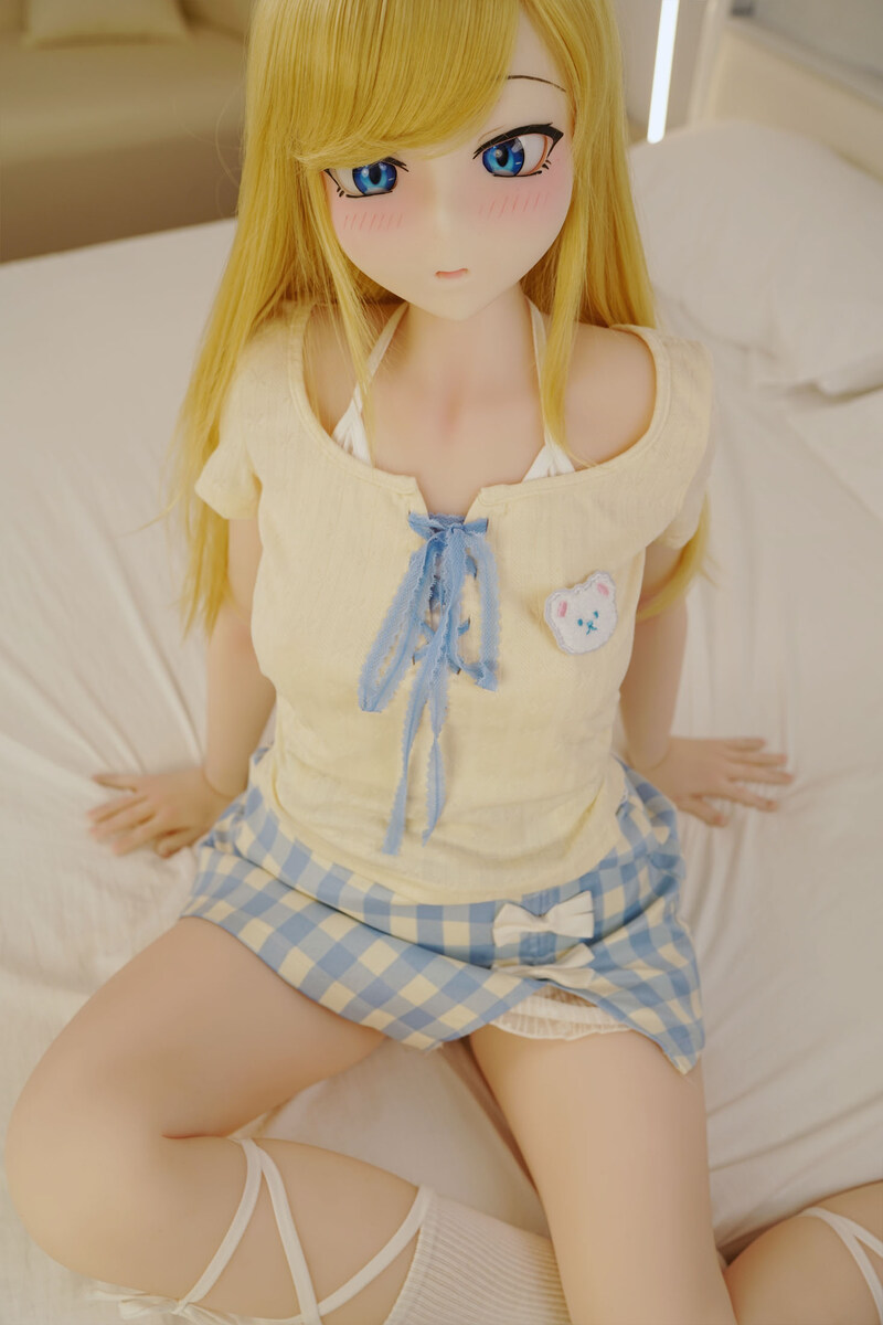 Picture of 149cm/4ft11 B-cup S-TPE Sex Doll – Akane