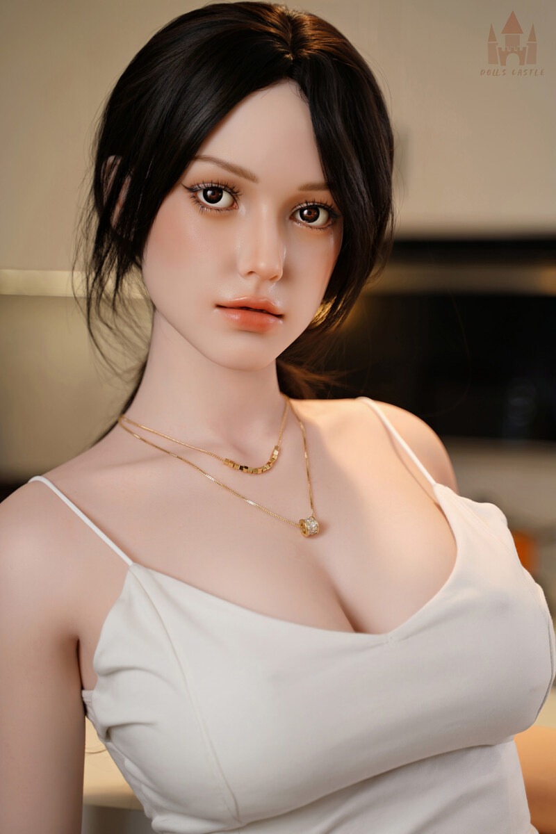 Picture of 163cm/5ft4 E-cup Silicone Sex Doll – Kimora