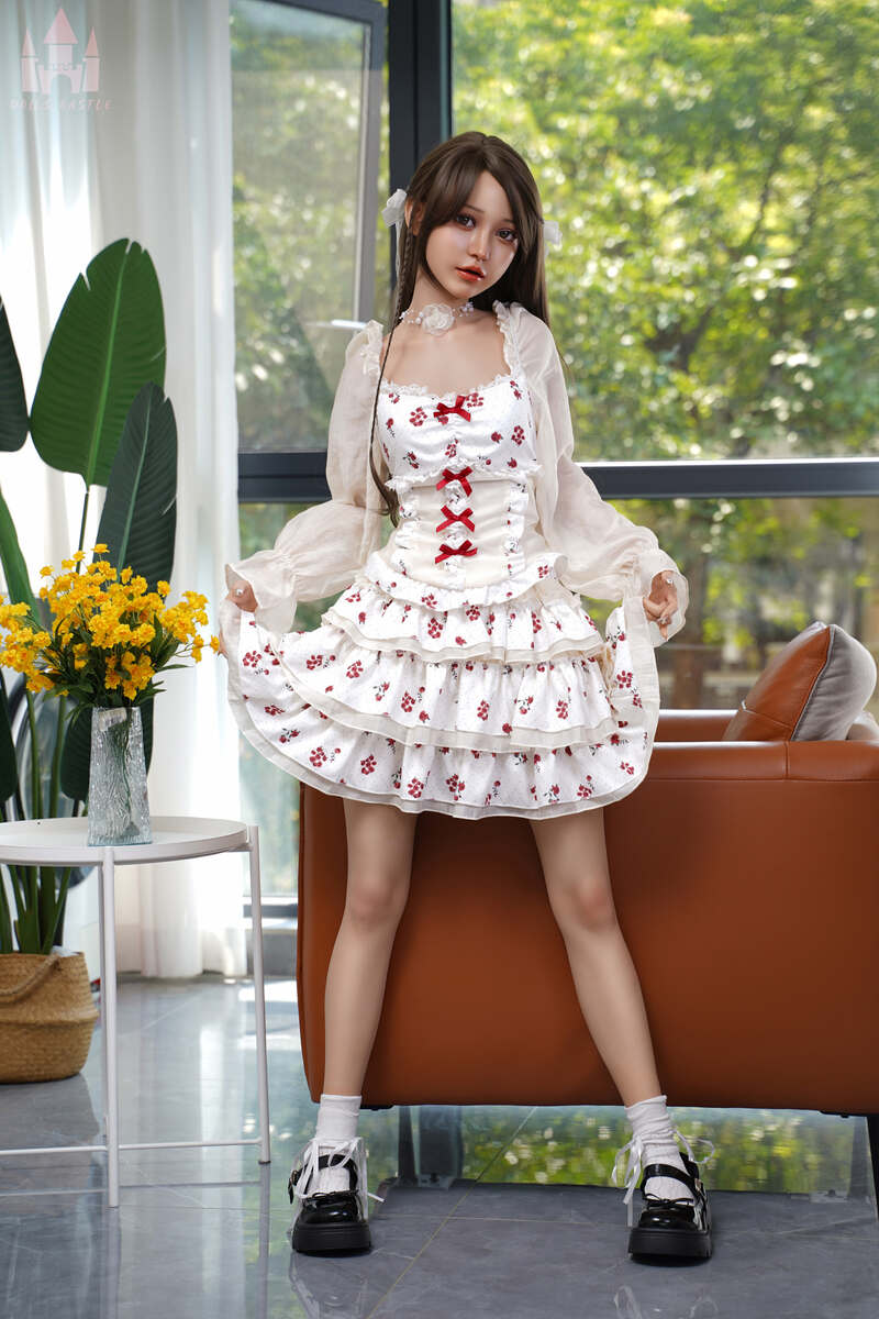 Picture of 158cm/5ft2 B-cup Silicone Sex Doll – Janice