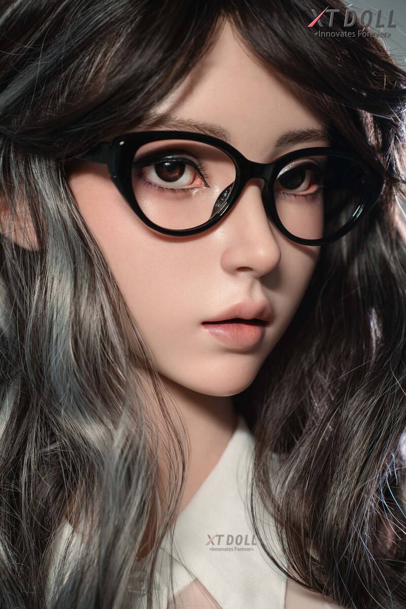 Picture of XT Doll 165cm/5ft5 E-cup Silicone Sex Doll – Lucy