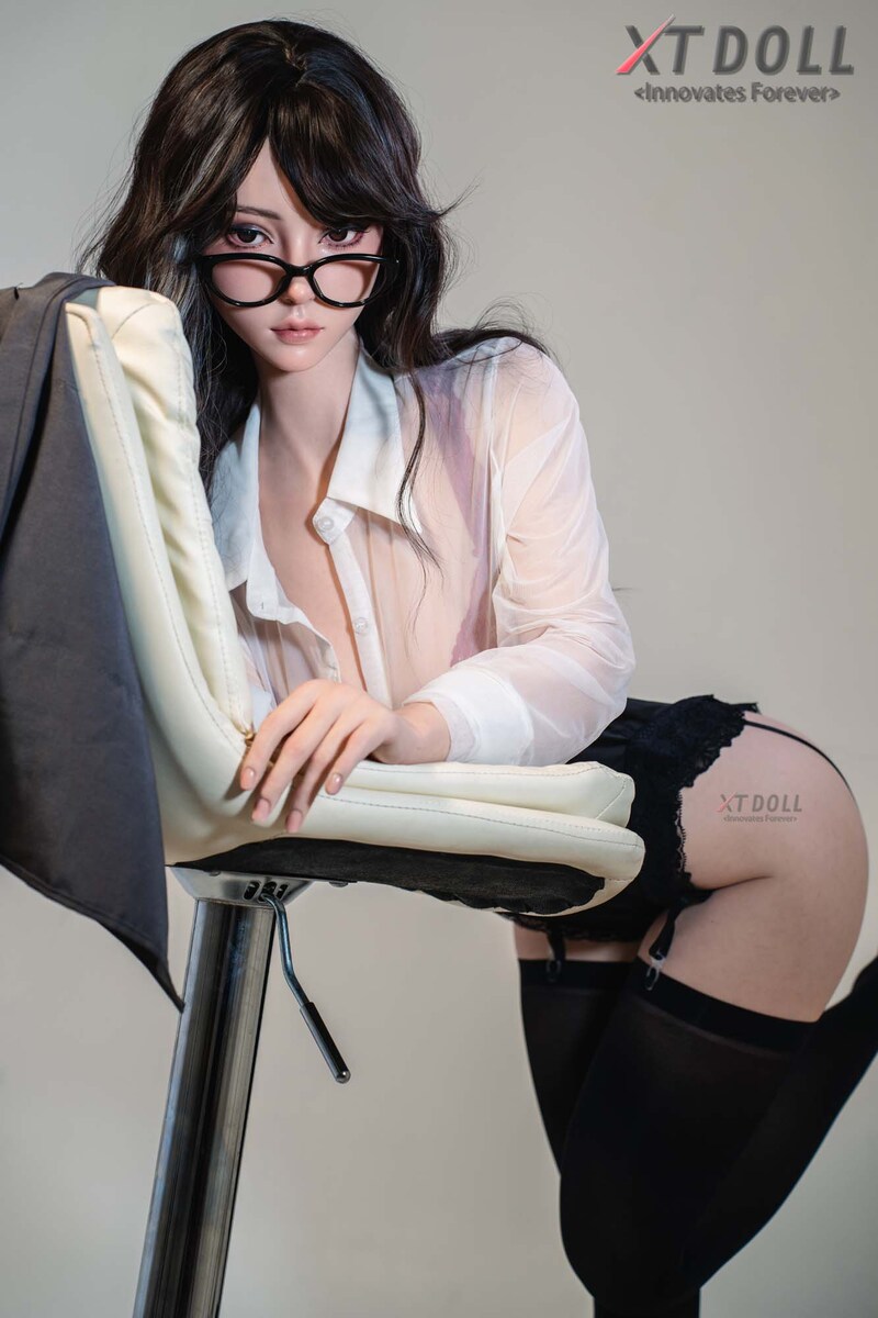 Picture of XT Doll 165cm/5ft5 E-cup Silicone Sex Doll – Lucy