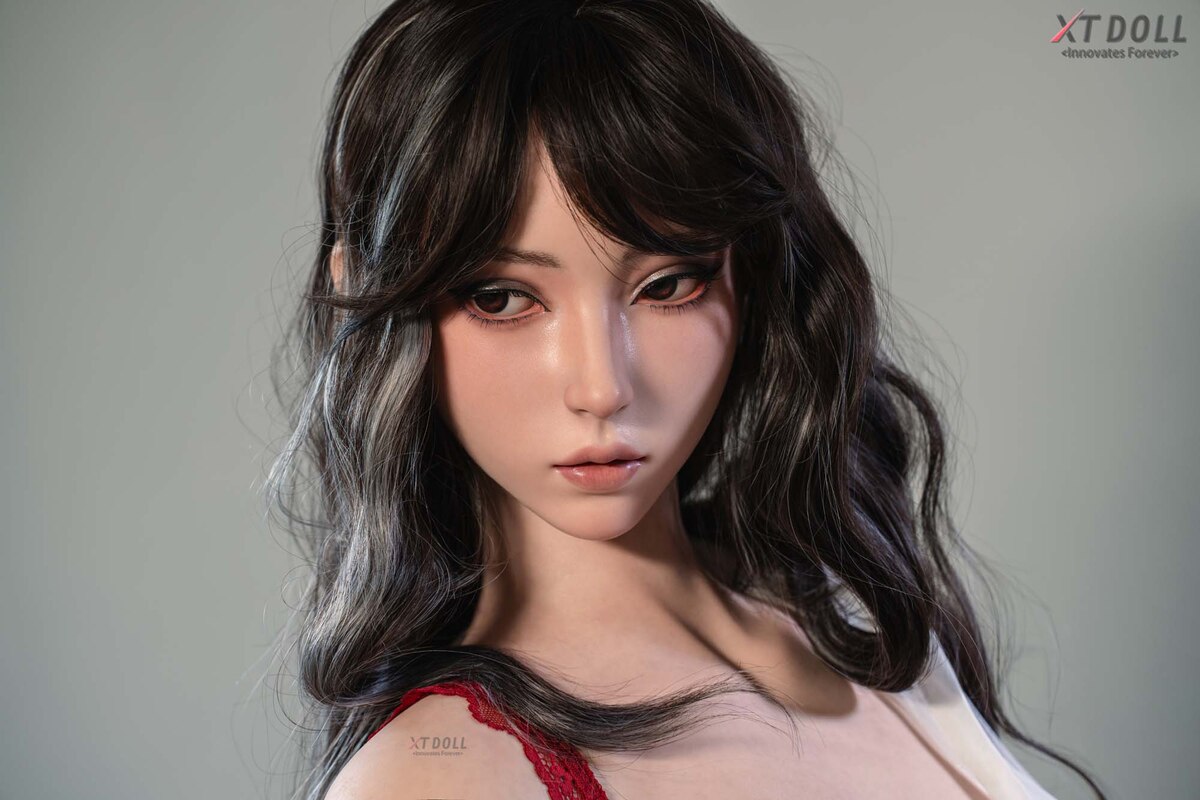 Picture of 165cm/5ft5 E-cup Silicone Sex Doll – Lucy