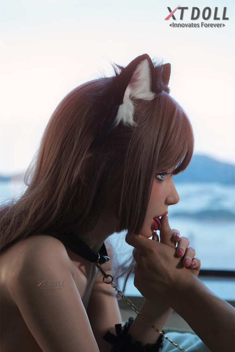 Picture of 164cm/5ft5 C-cup Silicone Sex Doll – Emma