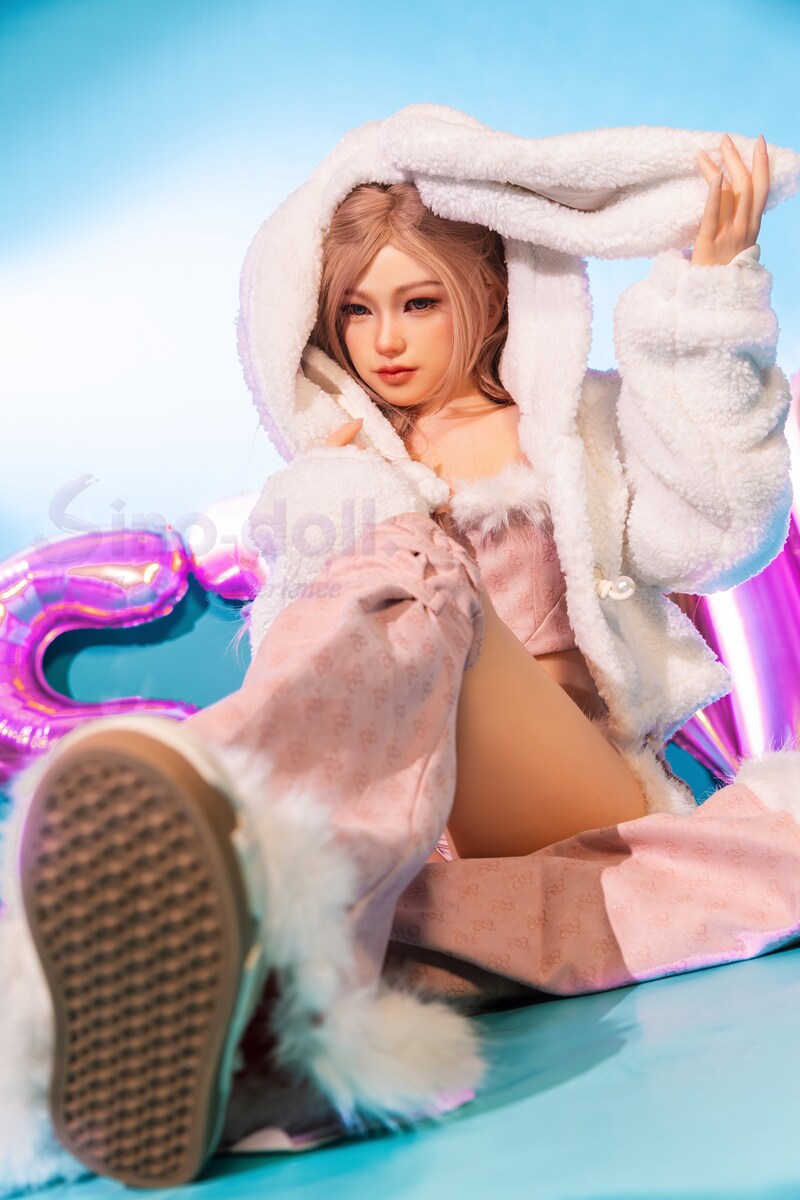 Picture of S161cm/5ft3 B-cup Silicone Sex Doll – Linxia