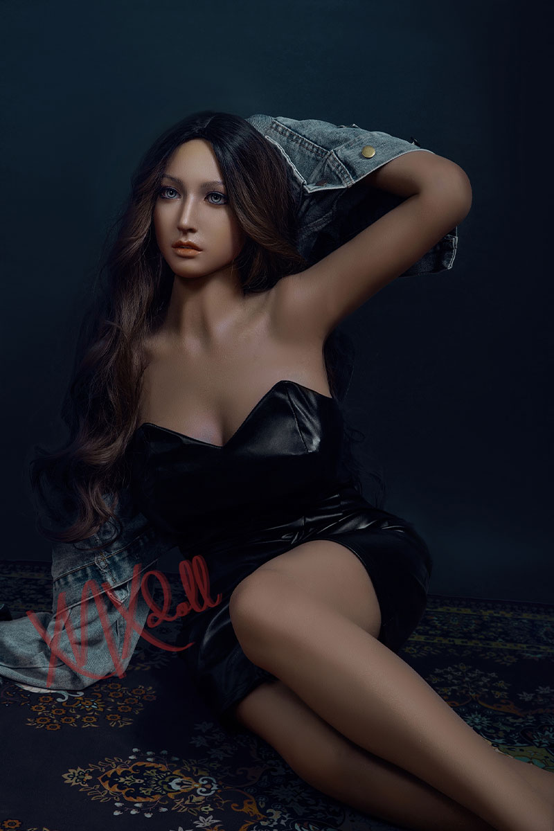 Picture of XNX Sino Doll 164cm/5ft5 H-cup Silicone Sex Doll – Taylor