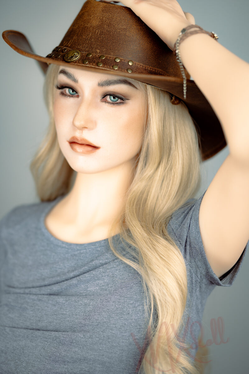 Picture of XNX Sino 160cm/5ft3 B-cup Silicone Sex Doll – Mag Wallis