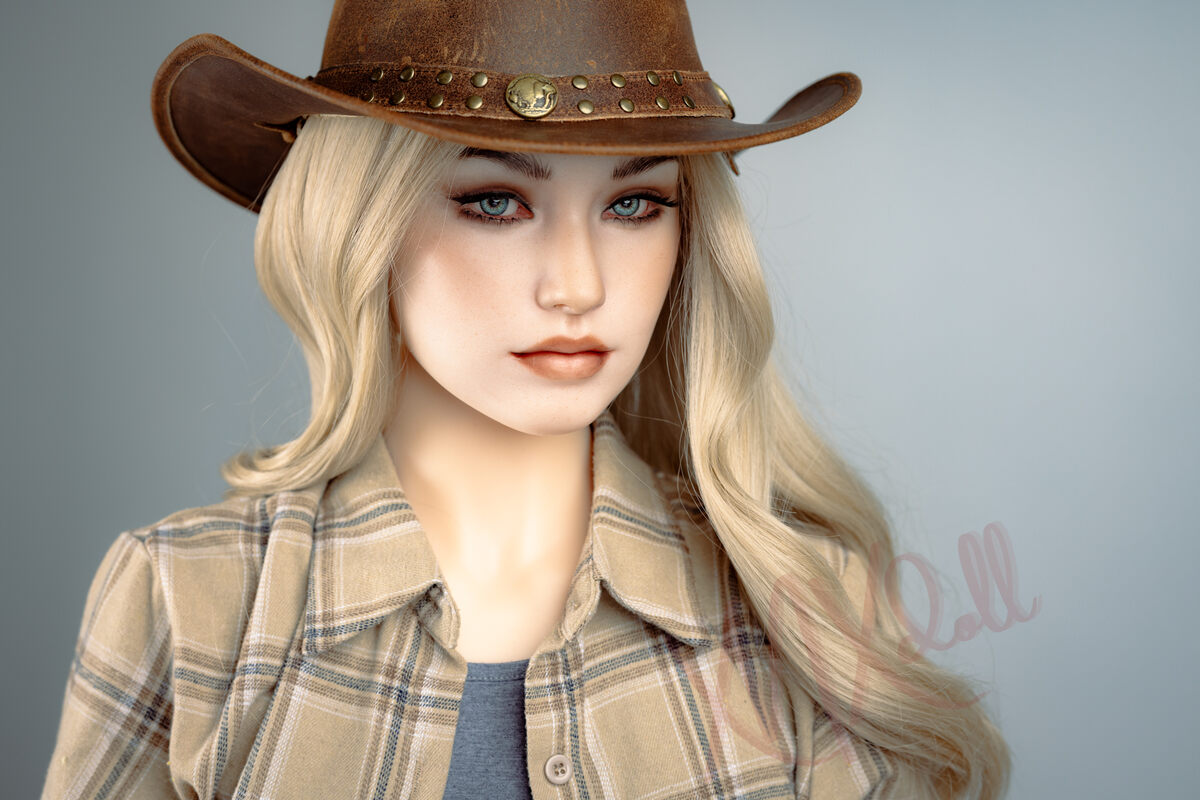 Picture of XNX Sino 160cm/5ft3 B-cup Silicone Sex Doll – Mag Wallis