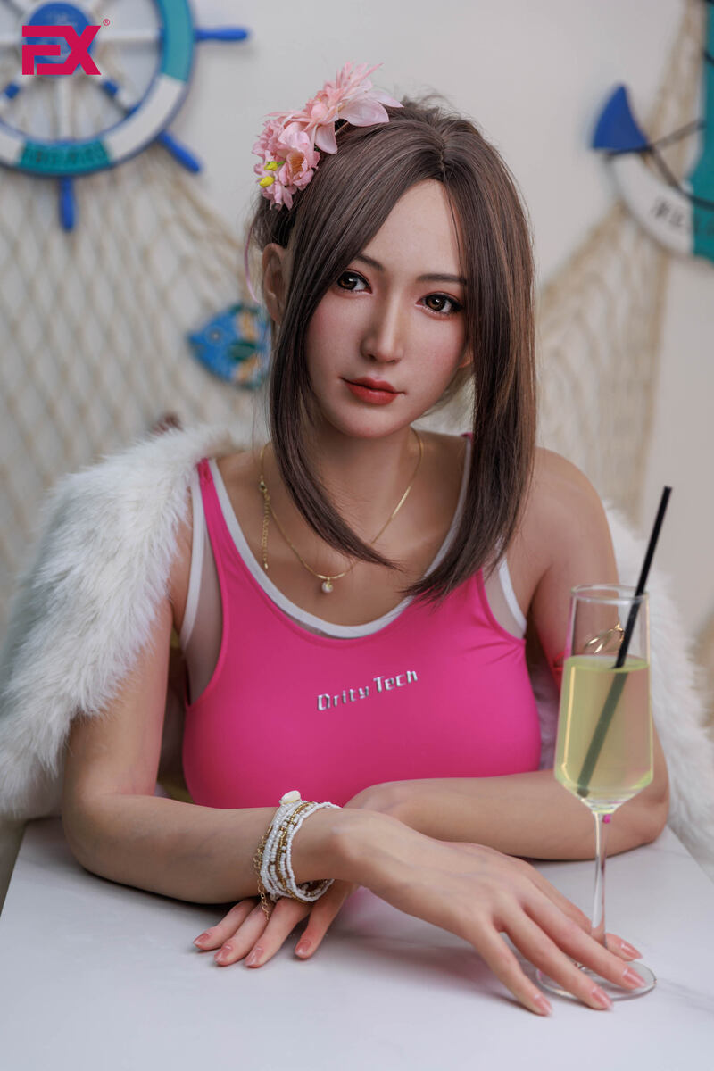 Picture of EX Doll 172cm/5ft8 C-cup Silicone Sex Doll – Evelyn (RealClone – All-in-one)