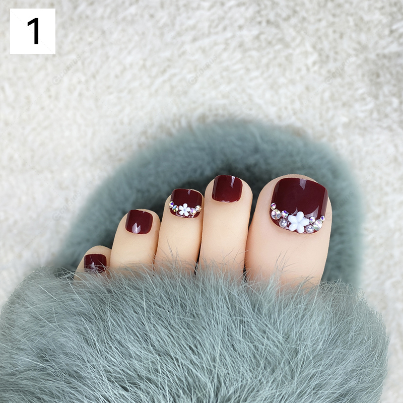 Picture of Sex Doll Toenails