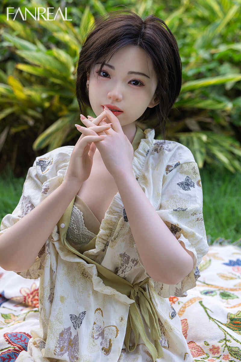 Picture of 153cm/5ft B-cup Silicone Sex Doll – Molly